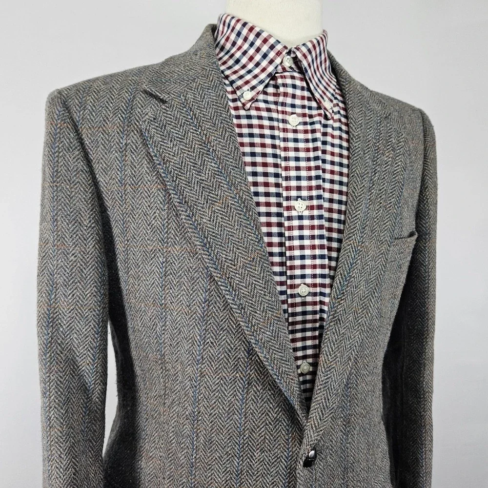 Austin Manor Men's Tweed Sport Coat Blazer Two Button Brown Gray herringbone 42R